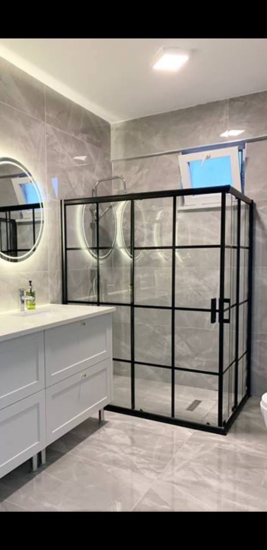 Duşakabin ve banyo dolabı uygulamasına ait proje görseli