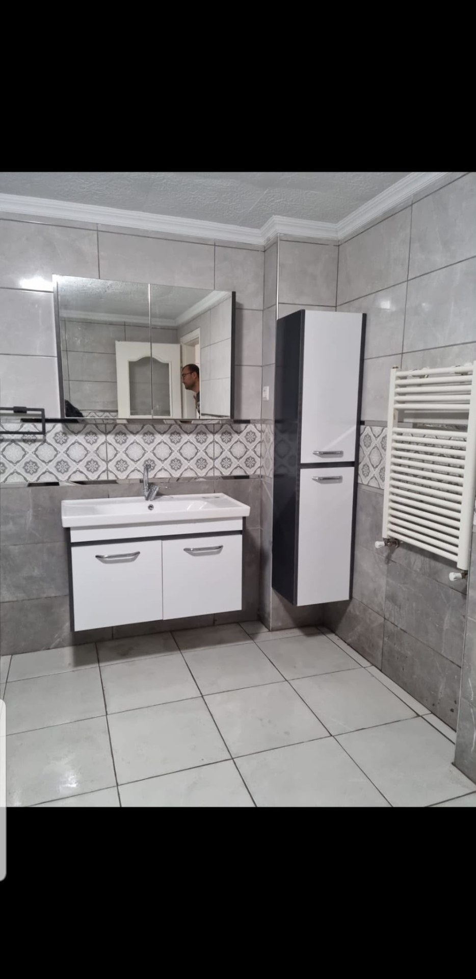 Duşakabin ve banyo dolabı uygulamasına ait proje görseli